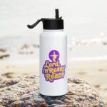 Stainless steel water bottle with a straw lid - Image 5